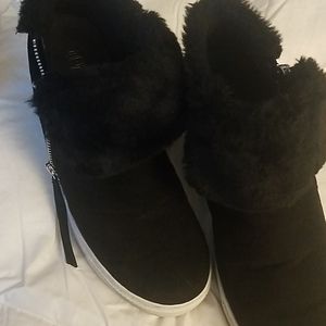 Black shoes  tan wadges green and black formalwear